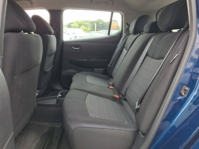 Used 2025 Nissan Leaf S FWD image 17