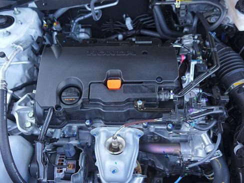 New 2026 Honda HR-V LX image 9