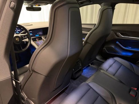 Used 2025 Porsche Taycan 4 image 25