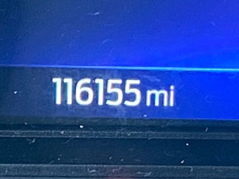 Used 2022 Ford Explorer XLT w/ Equipment Group 202A RWD image 15