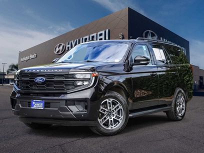 Used 2025 Ford Expedition Active