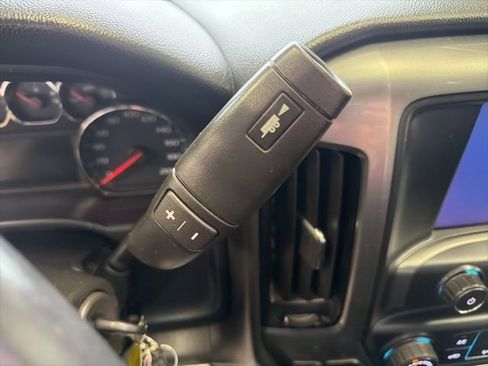 Used 2019 Chevrolet Silverado 1500 LT image 18