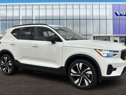 Used 2024 Volvo XC40 B5 Plus w/ Protection Package Premier