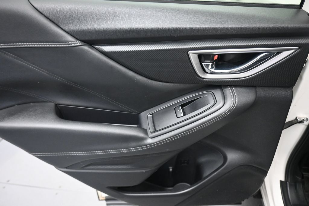 Used 2019 Subaru Forester Limited AWD/4WD image 32