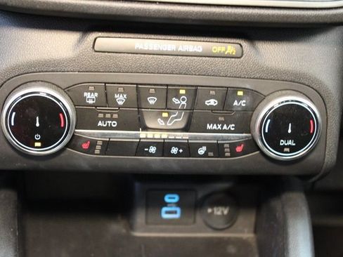 Used 2023 Ford Escape Active image 25