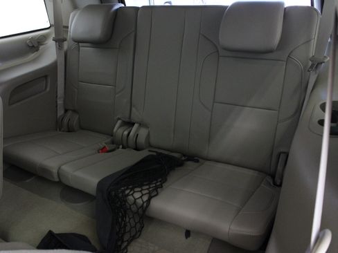 Used 2015 Chevrolet Tahoe LTZ RWD image 38