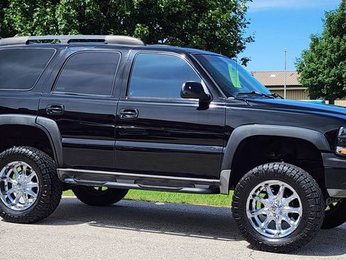 Used 2002 Chevrolet Tahoe Z71 AWD/4WD image 2