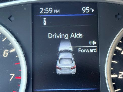 Used 2019 Nissan Sentra SV FWD image 7