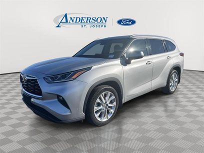 Used 2022 Toyota Highlander Limited