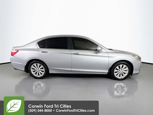Used 2013 Honda Accord EX image 18