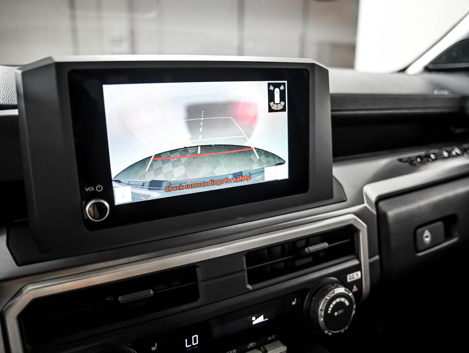 Used 2025 Toyota Tacoma SR5 RWD image 17