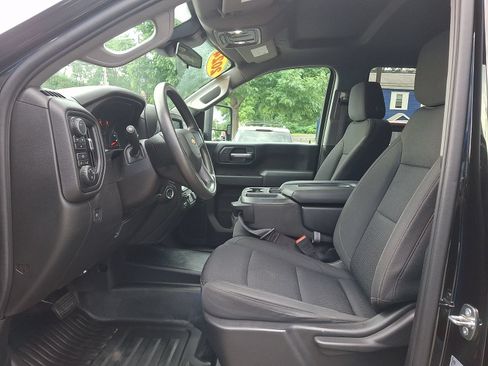 Used 2024 Chevrolet Silverado 3500 W/T AWD/4WD image 13