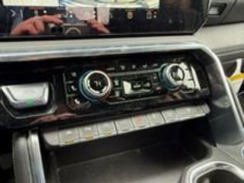 Used 2024 GMC Sierra 1500 Denali w/ Technology Package image 38