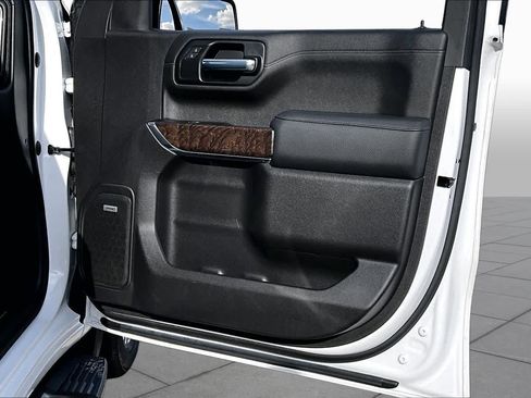 Used 2022 GMC Sierra 1500 Denali RWD image 23
