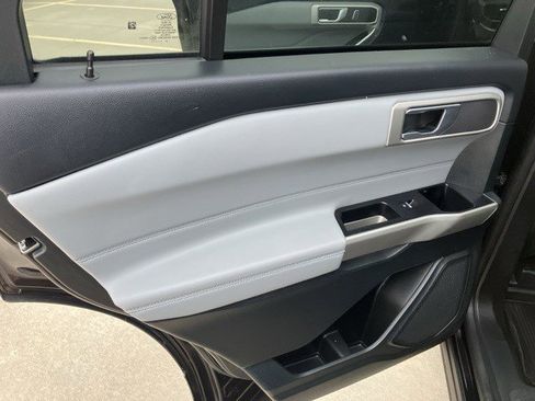 Used 2023 Ford Explorer XLT w/ Equipment Group 202A image 21