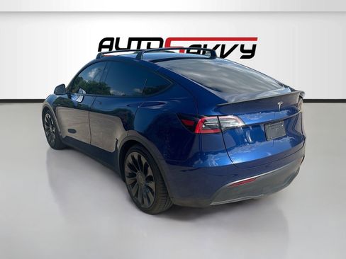 Used 2024 Tesla Model Y Performance image 5