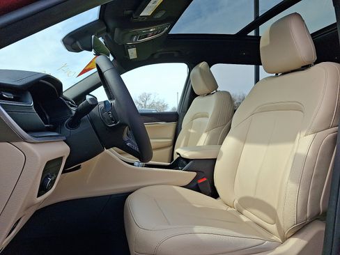 Certified 2025 Jeep Grand Cherokee L Limited image 13