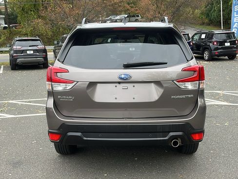 Certified 2024 Subaru Forester Limited image 6