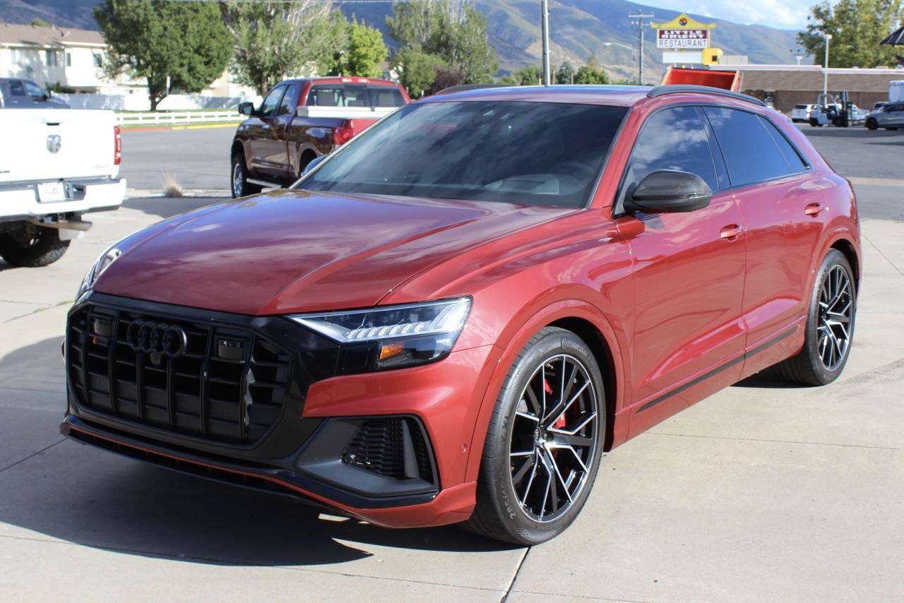 Used 2023 Audi SQ8 Prestige AWD/4WD image 2