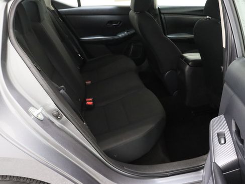 Used 2025 Nissan Sentra S FWD image 32