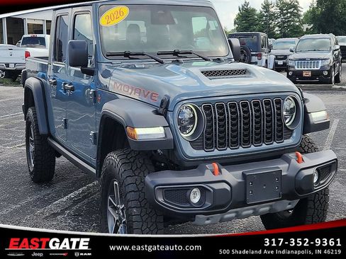 Used 2026 Jeep Gladiator Mojave AWD/4WD image 1