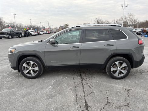 Used 2019 Jeep Cherokee Limited image 7