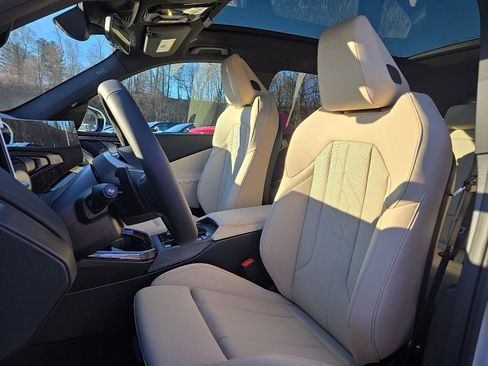 New 2026 BMW X3 xDrive30 w/ Premium Package image 6