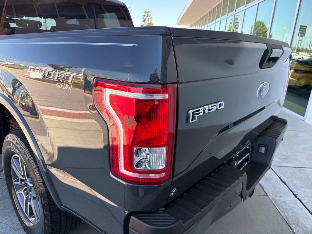 Used 2017 Ford F150 XLT w/ Equipment Group 302A Luxury AWD/4WD image 15