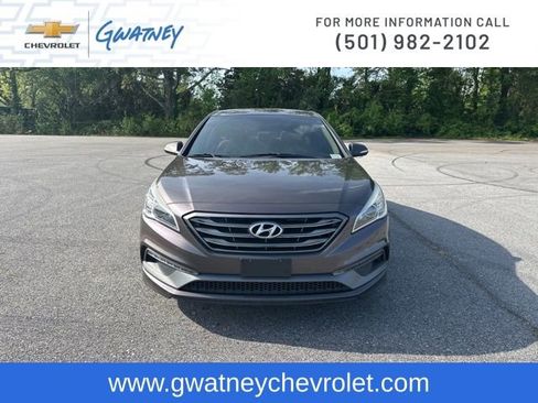 Used 2017 Hyundai Sonata Sport image 2