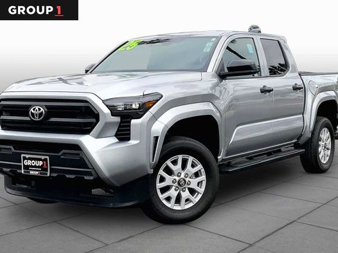 Used 2025 Toyota Tacoma SR RWD image 1
