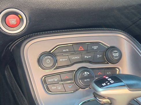 Used 2019 Dodge Challenger SRT Hellcat w/ Laguna Leather Package RWD image 20
