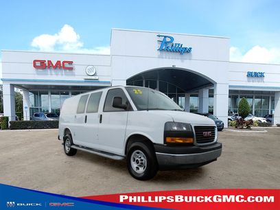 Used 2025 GMC Savana 2500 w/ Driver Convenience Package