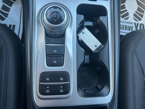 Used 2021 Ford Explorer XLT RWD image 17