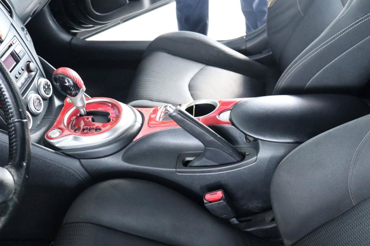 Used 2015 Nissan 370Z Coupe RWD image 22