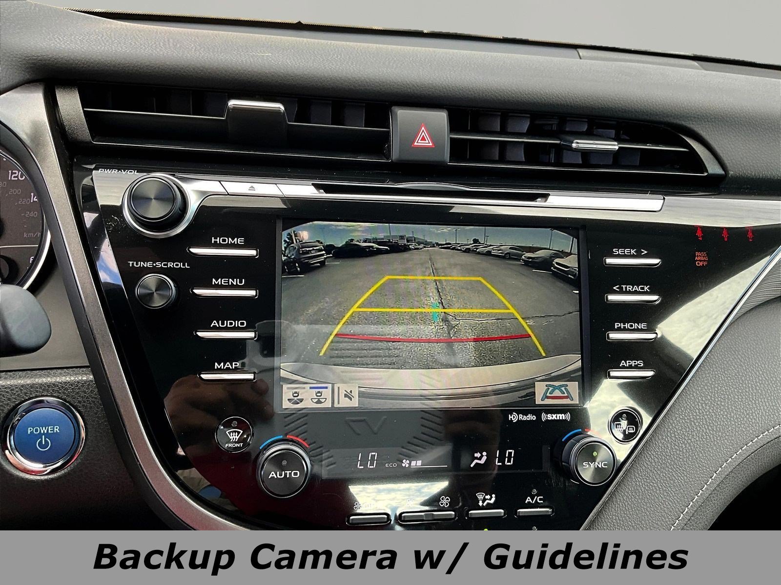 Used 2020 Toyota Camry SE w/ Sunroof Package FWD image 13
