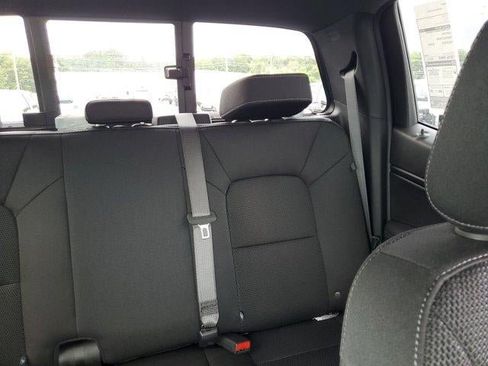 New 2026 GMC Canyon Elevation w/ Convenience Package AWD/4WD image 10