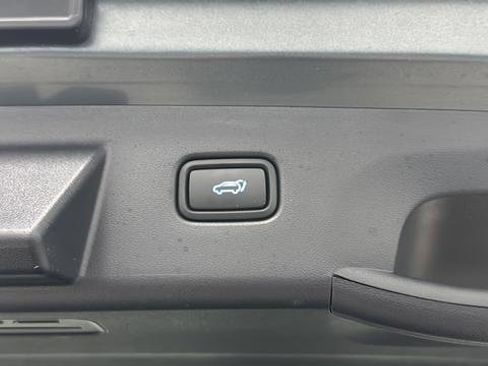 Used 2024 Hyundai Tucson Limited image 29