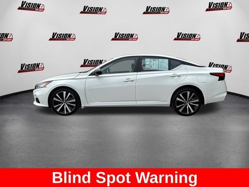 Used 2022 Nissan Altima 2.5 SR AWD/4WD image 9