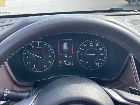 Used 2025 Subaru Outback Touring XT image 12