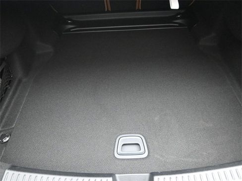 New 2026 Mercedes-Benz E 350 4MATIC Sedan image 16