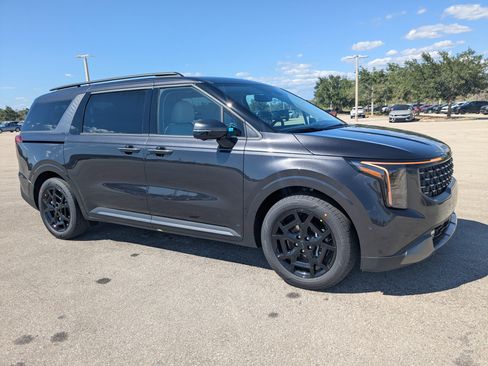 New 2026 Kia Carnival SX Prestige FWD image 2