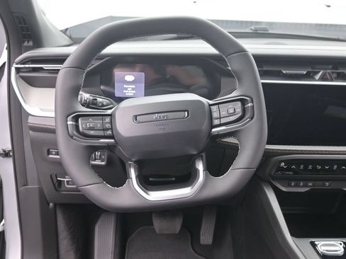 New 2026 Jeep Cherokee Limited AWD/4WD image 27