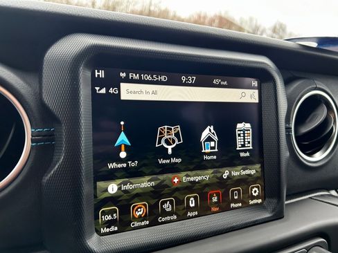 Used 2023 Jeep Wrangler Unlimited Rubicon 4xe image 14