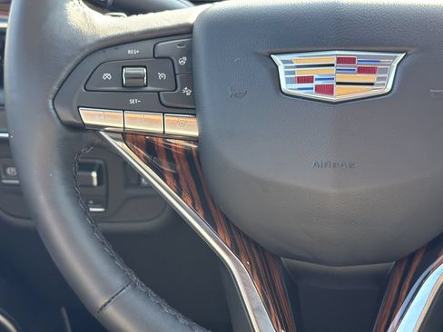 Used 2022 Cadillac Escalade Premium Luxury w/ Performance Package AWD/4WD image 14