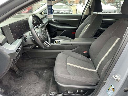 Certified 2024 Hyundai Sonata SEL w/ Convenience Package image 15