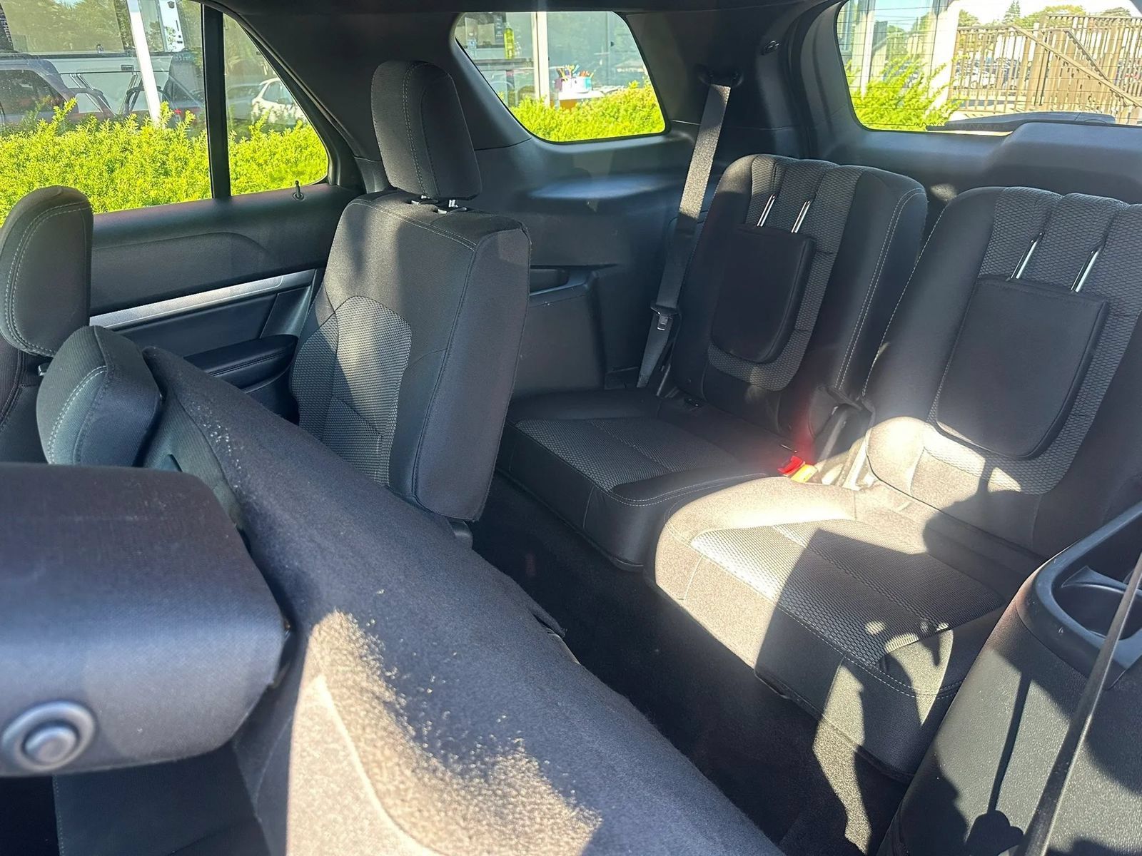 Used 2018 Ford Explorer XLT FWD image 14