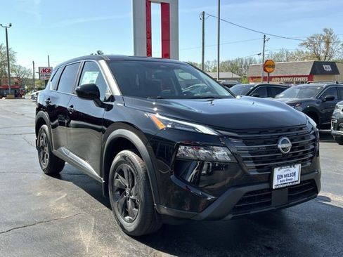 New 2026 Nissan Rogue SV w/ Cold Weather Package AWD/4WD image 12