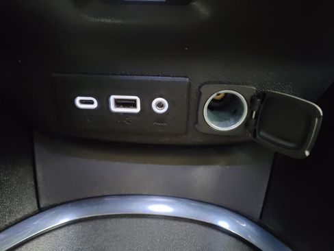 Used 2022 Chevrolet Malibu LT image 23