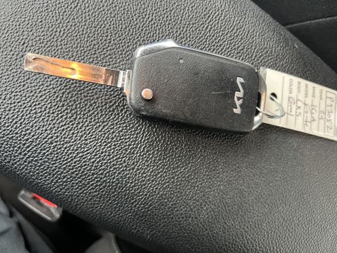 Used 2024 Kia Forte LXS FWD image 29
