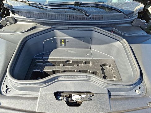 Certified 2024 Jeep Wagoneer Launch Edition image 27